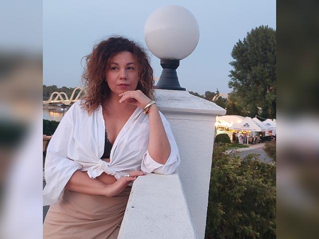 Visit CaramelKA81 profile