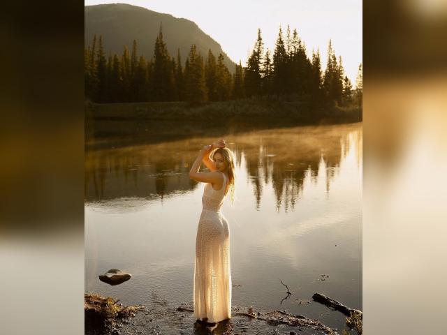 Visit GloriaSS profile