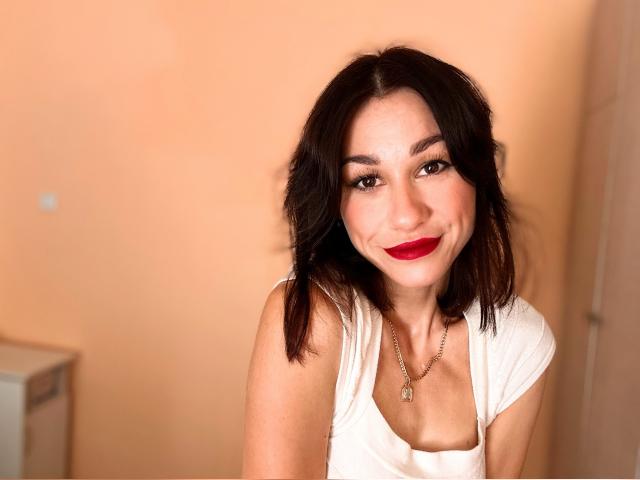 Visit BrownEyesDream profile