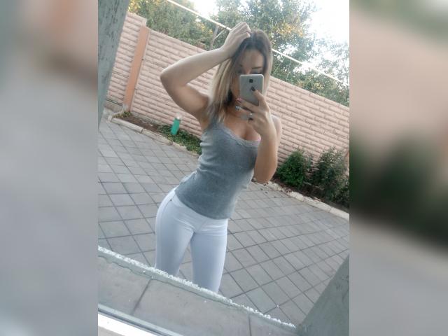 Visit MoonForYouu profile