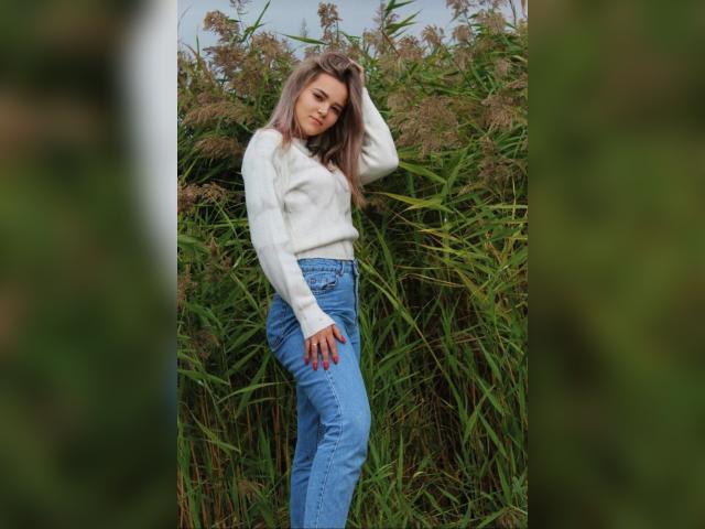 Visit Tavina profile