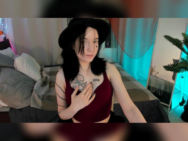 Visit lilithlunna profile