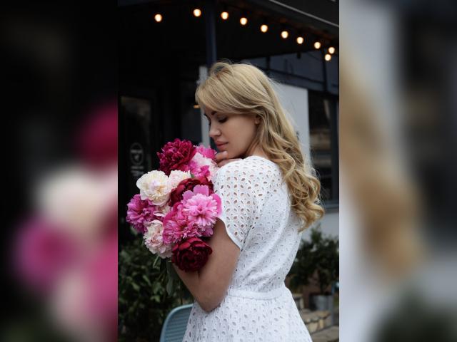 Visit ElanoraGrace profile