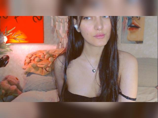 Visit Alina322 profile