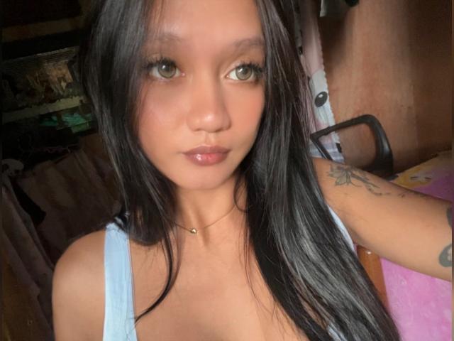 Visit tsbombshell profile