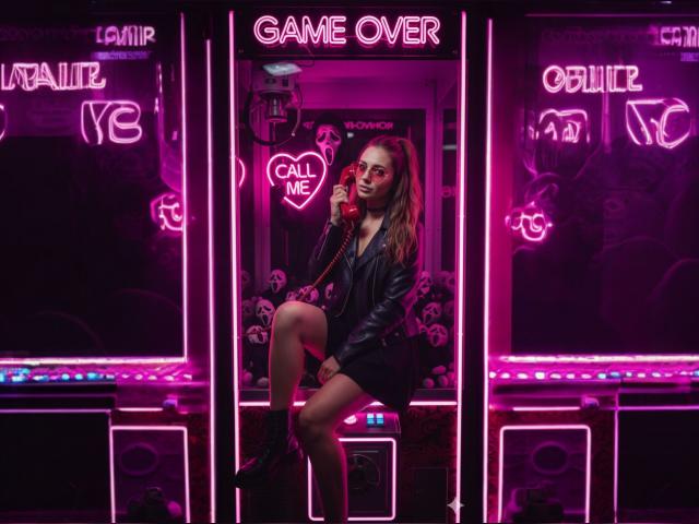 Visit 000KitiQueen profile