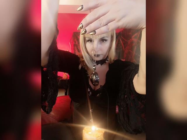 Visit TarotSonya profile