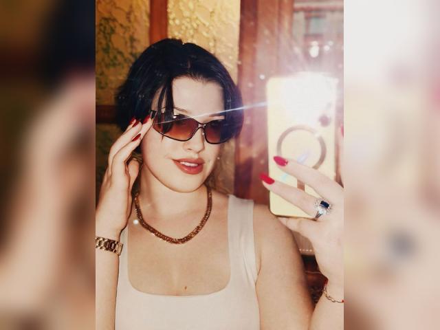 Visit rubinaal9433 profile