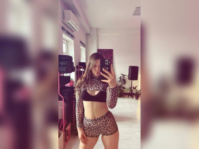 Visit HuntingKitten profile