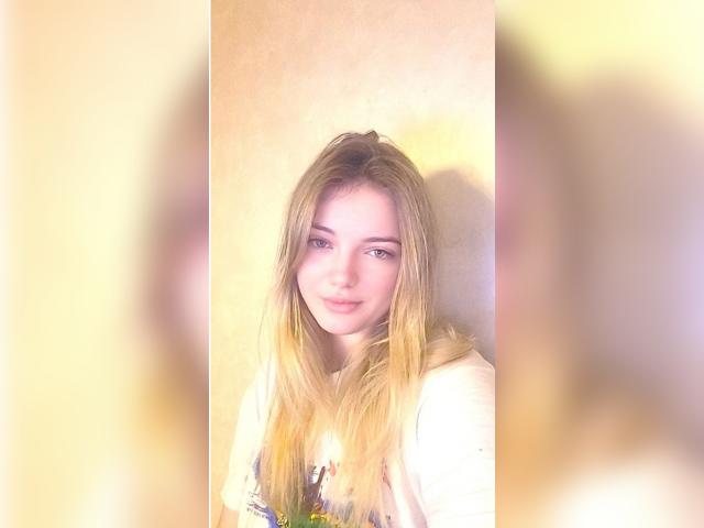 Visit SweetRinaKiss profile