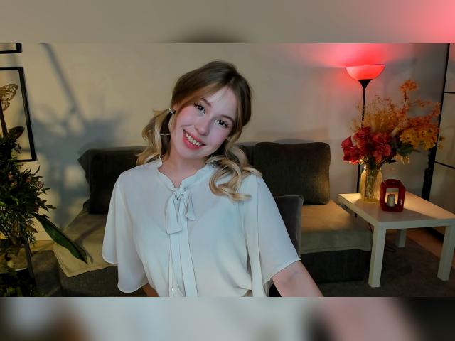 Visit LanaRoselle profile