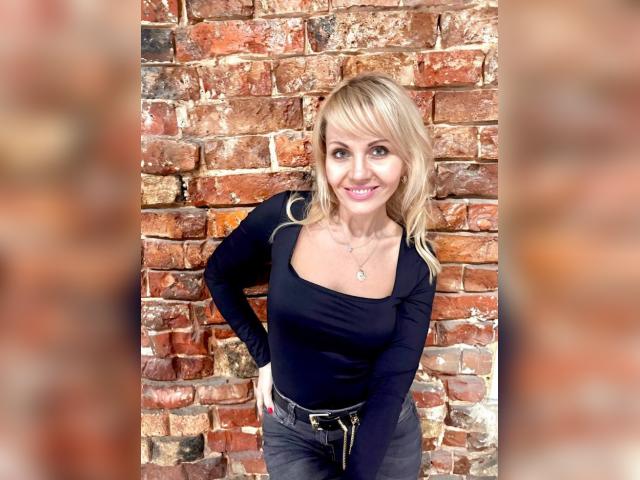 Visit RosePetall profile