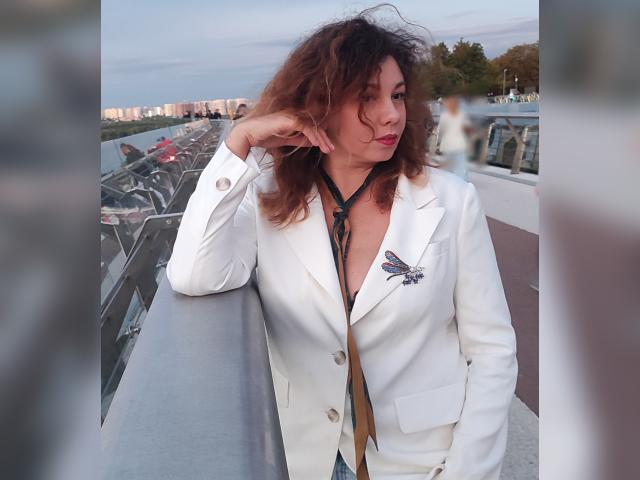 Visit CaramelKA81 profile