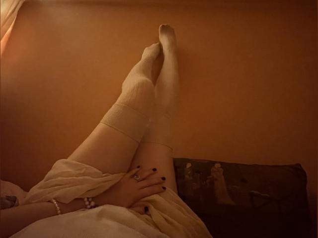 Visit LonelyWolfie profile