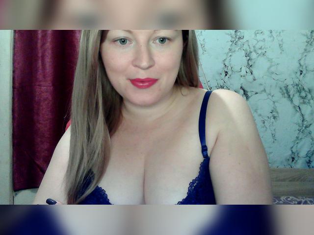 Visit sweetcandymmm profile