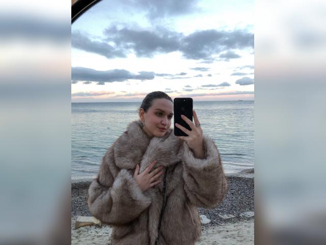 Visit JennyGo profile