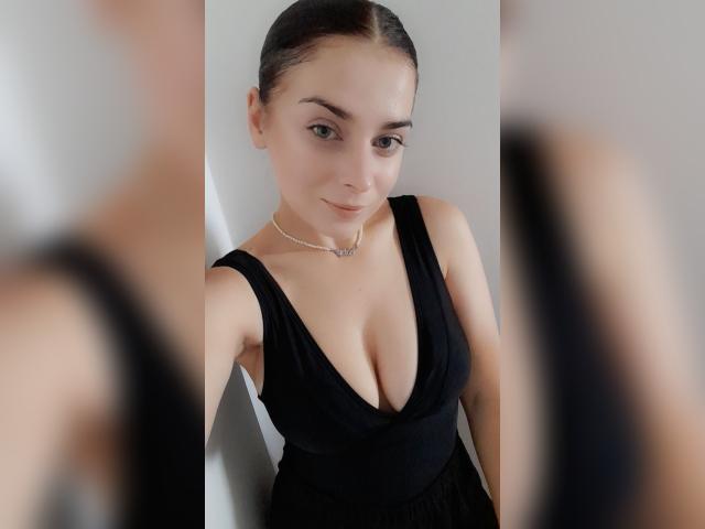 Visit Miralyn profile