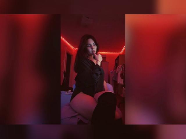 Visit HotQueen profile