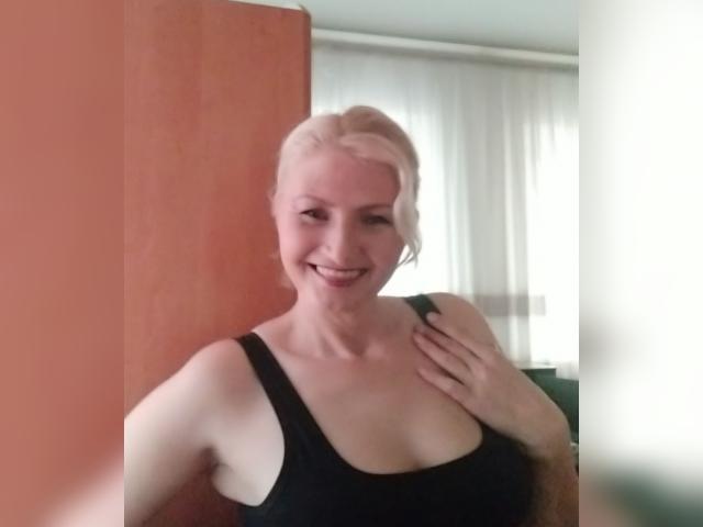 Visit TiaRoss profile