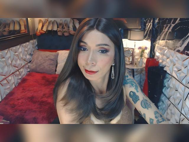 Visit celinafox profile