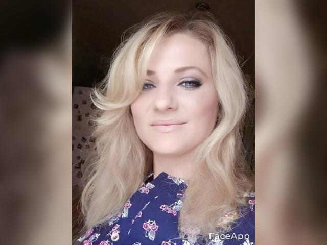 Visit AlessiaBlue profile