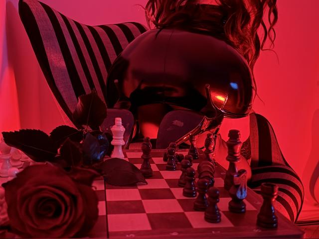 Visit DarkEvilyn profile