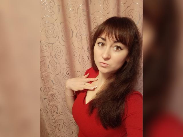 Visit SweetArianaKiss profile