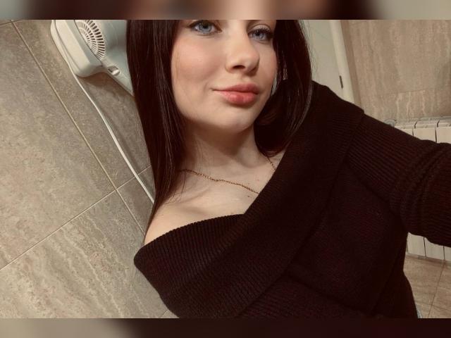 Visit AvelynNoir profile