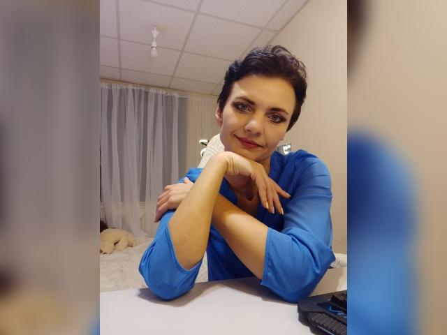 Visit AngieShae profile