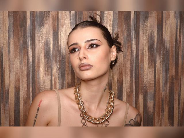 Visit VenusinNylons profile