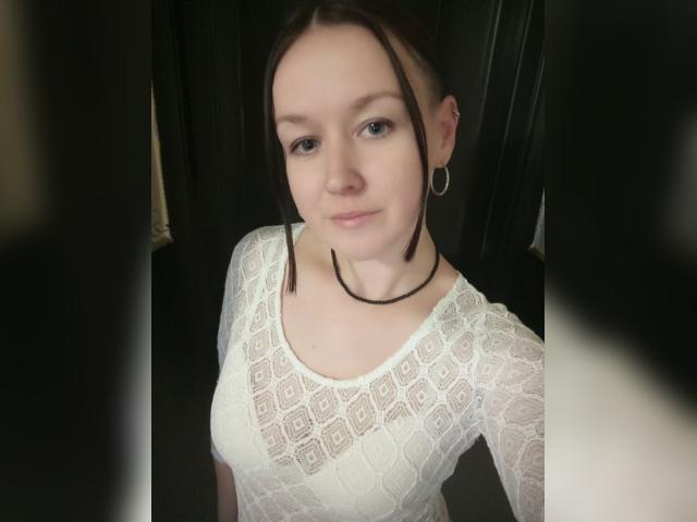 Visit SweetAngelaGirl profile