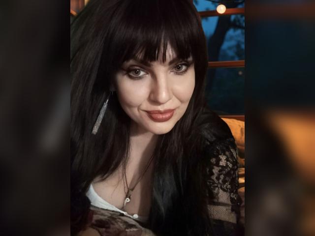 Visit Elisora profile