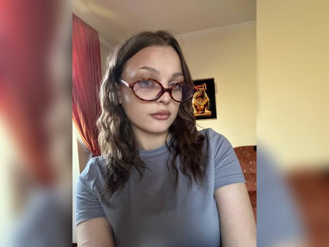 Visit MirraKitty profile