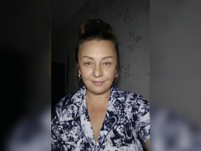 Visit AriaVelvet profile