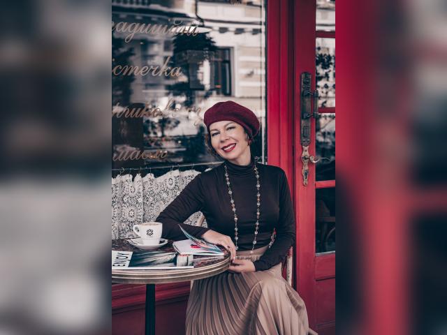 Visit Dinara profile