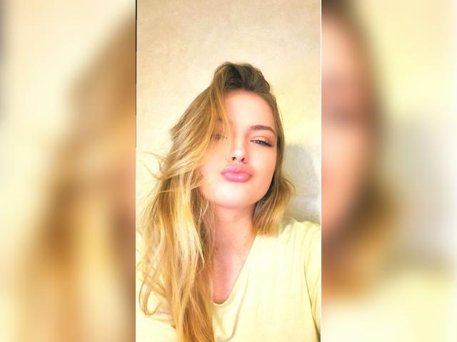 Visit SweetRinaKiss profile