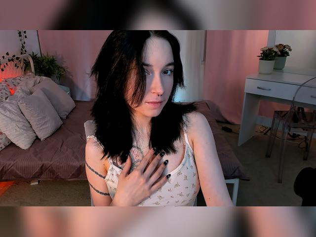 Visit lilithlunna profile