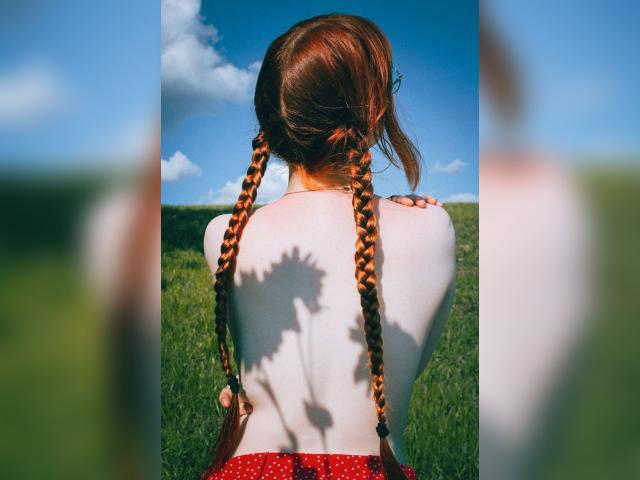 Visit sweetiefoxxxy profile