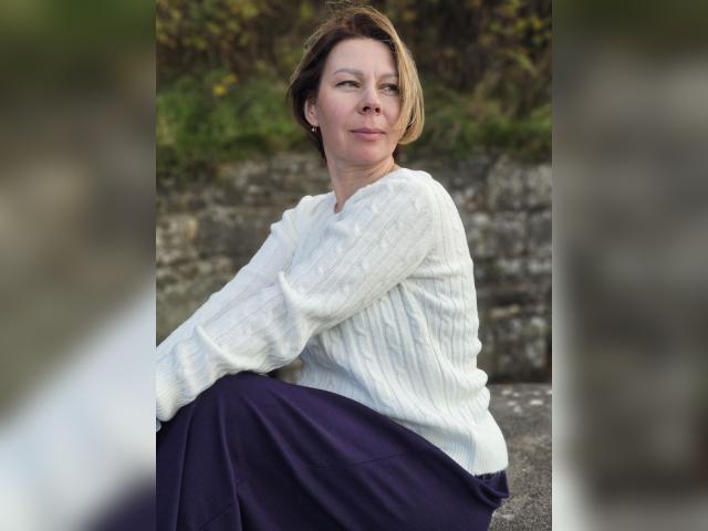 Visit Dinara profile