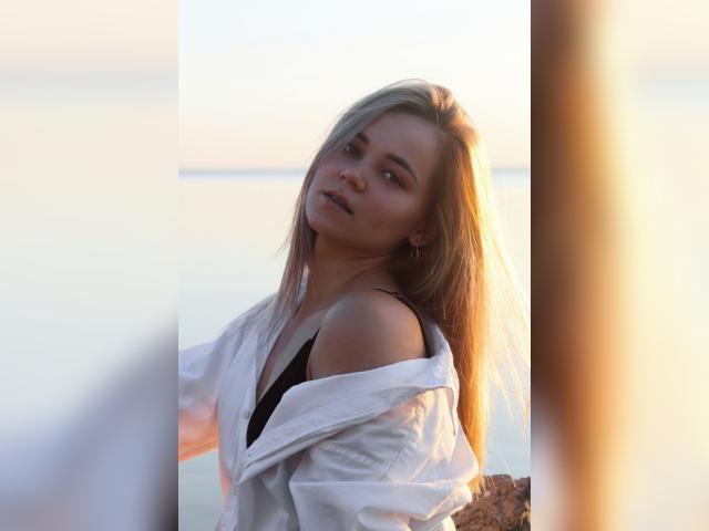 Visit Tavina profile