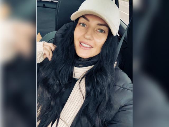 Visit GlitchyGirl profile