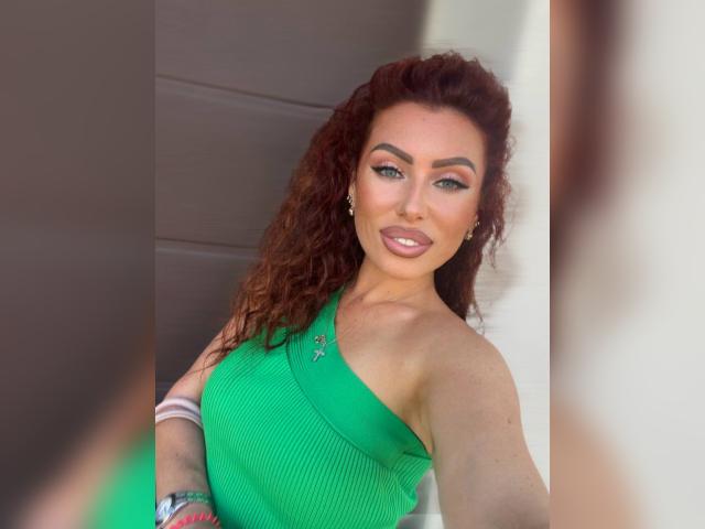 Visit 00Caroline profile