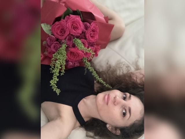 Visit KissieCutie profile