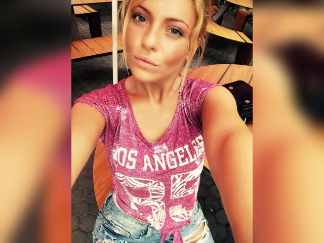 Visit SingleLady profile