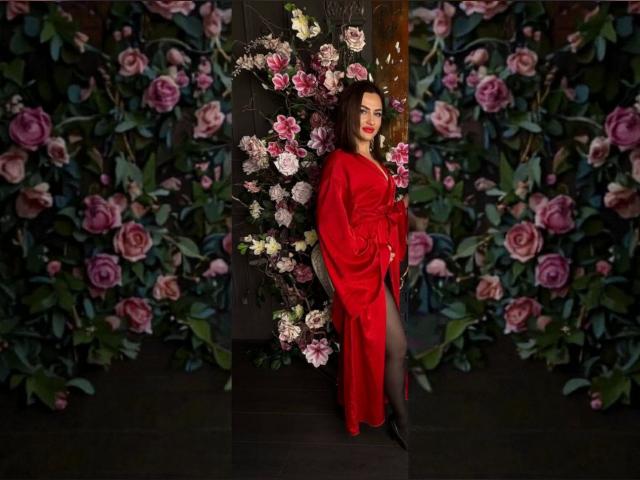 Visit 01KatherineHot profile