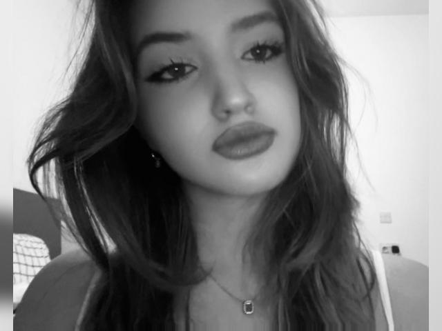 Visit K5oraline profile