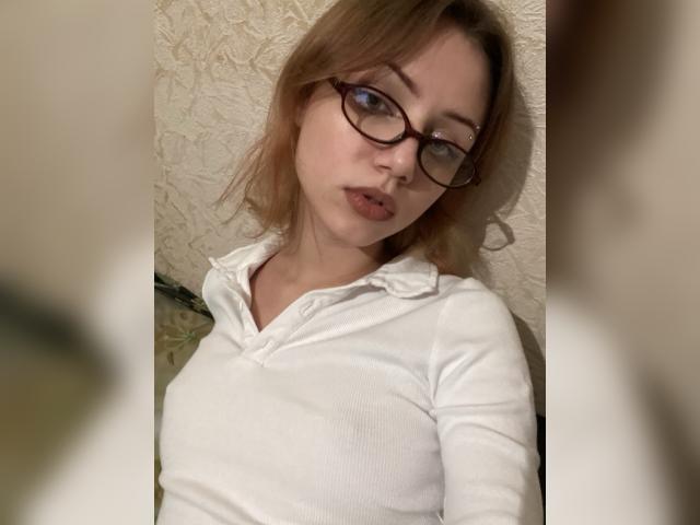 Visit PrettyAngel22 profile