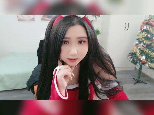 Visit BritneyEva profile