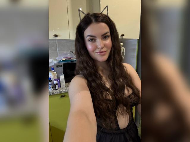 Visit Estel5e profile