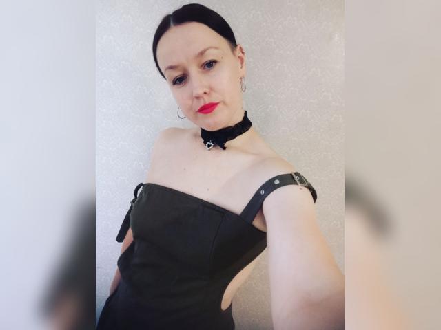 Visit SweetAngelaGirl profile
